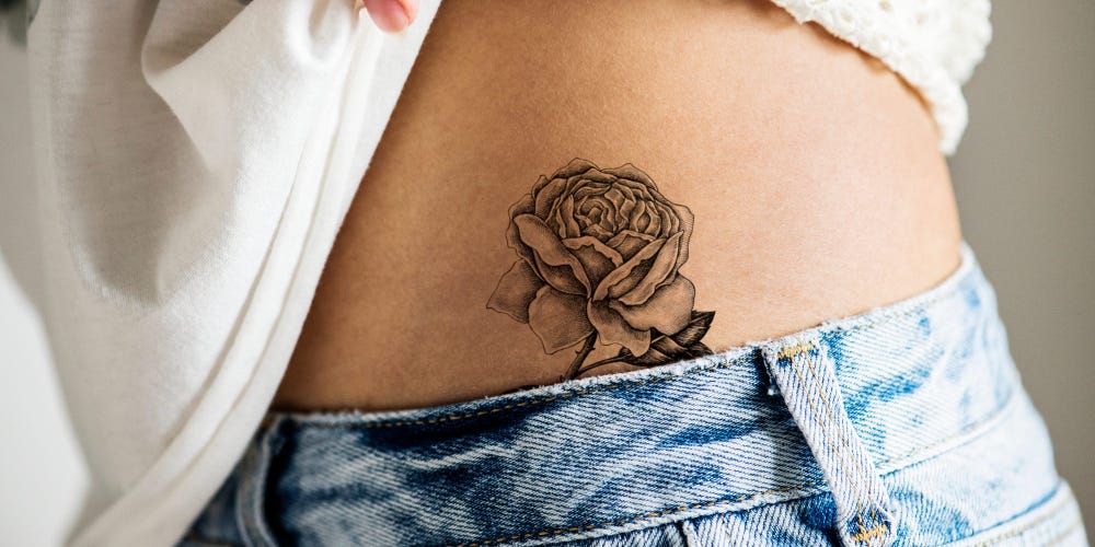 7 signes d'un tatouage infecté et comment le traiter ?