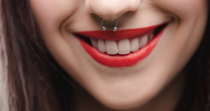 porter un piercing